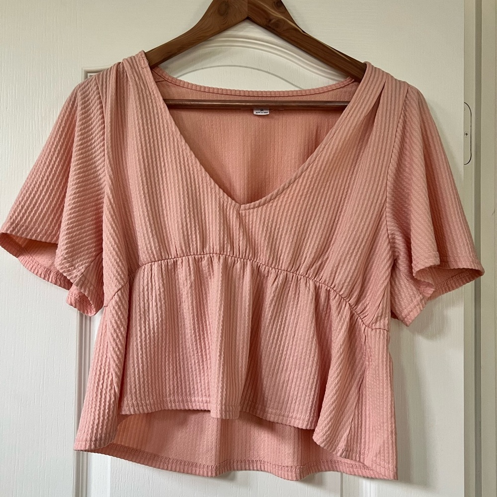 O’Neil pink v-neck peplum top